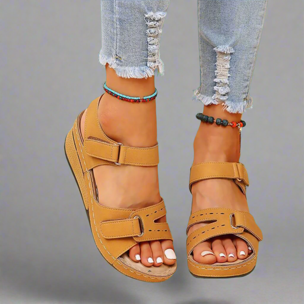 Gudula - Elegant orthopaedic sandals