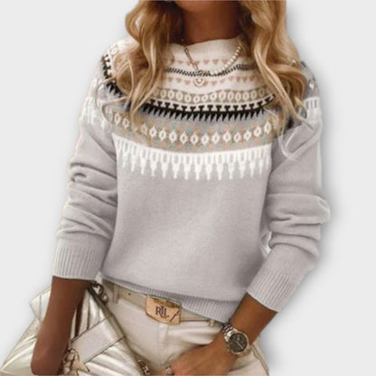 Lena - Cozy and warm everyday knitted sweater