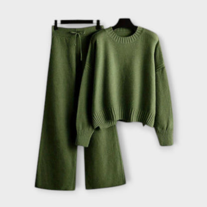 Stella - Casual Embroidery Set