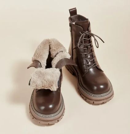 Lined women's boots