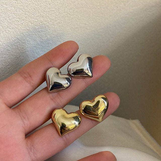 Elegant heart earrings
