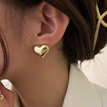 Elegant heart earrings