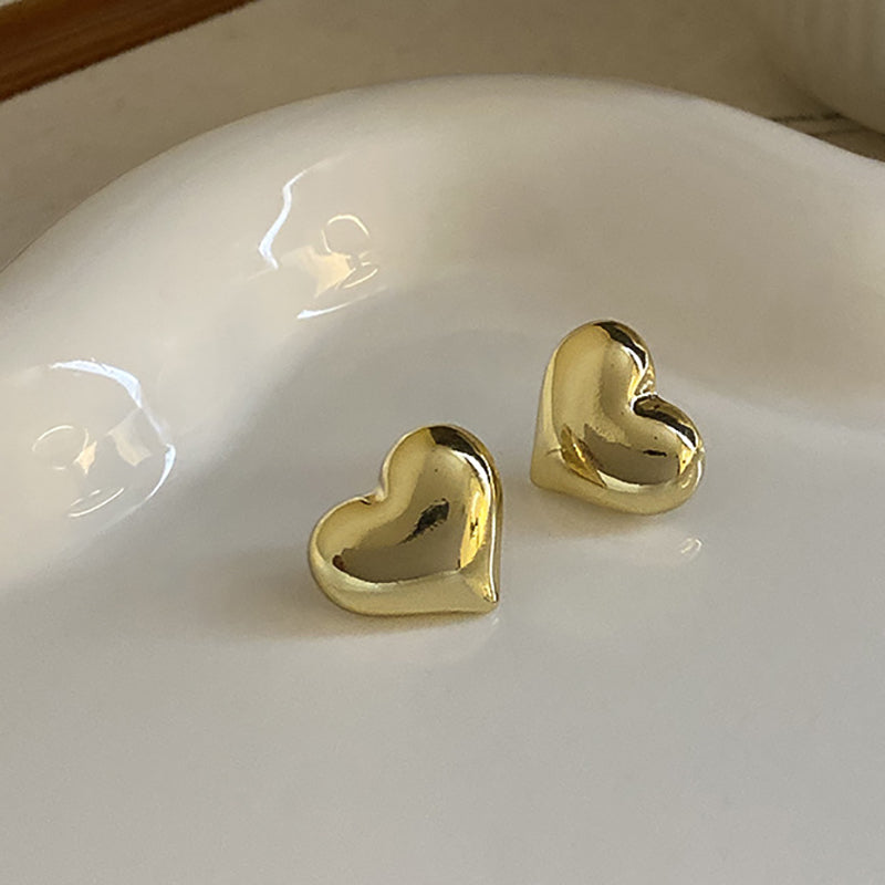 Elegant heart earrings
