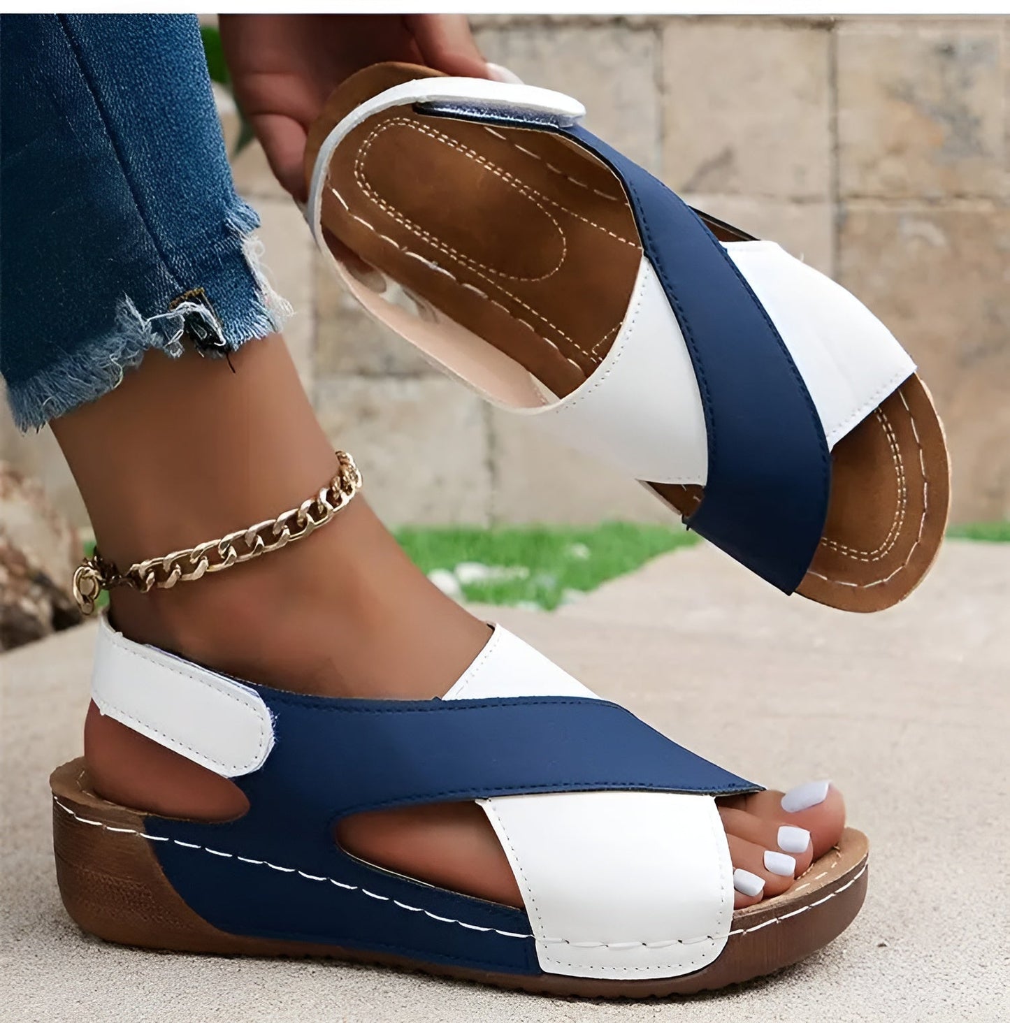 Lara - Orthopaedic sandals