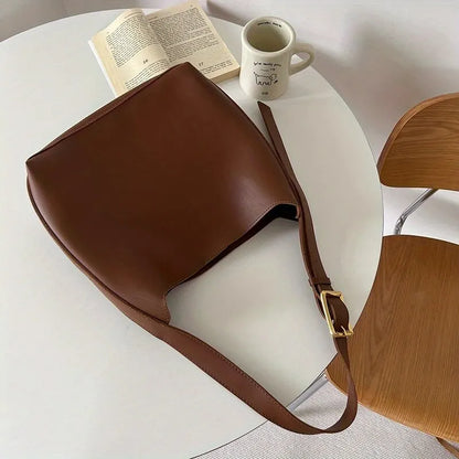 Flair. – Elegant leather shoulder bag