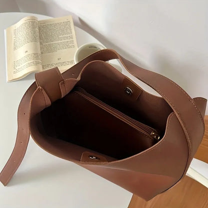 Flair. – Elegant leather shoulder bag