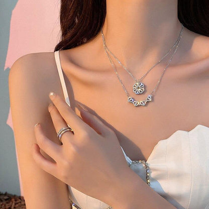 clover necklace