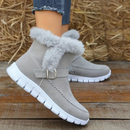 Warmly lined Chelsea boots